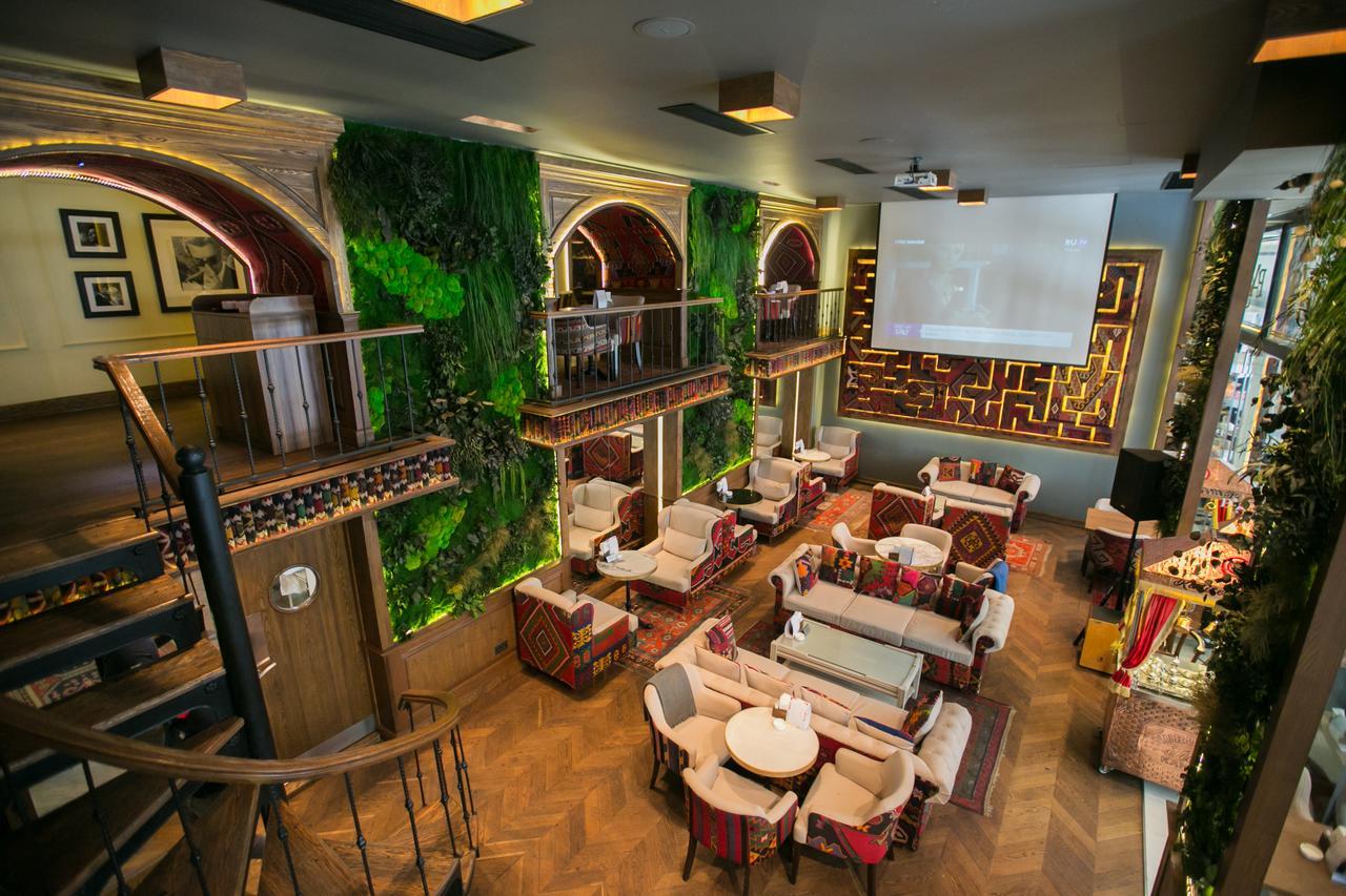 Malakhan hotel Bakoe Buitenkant foto