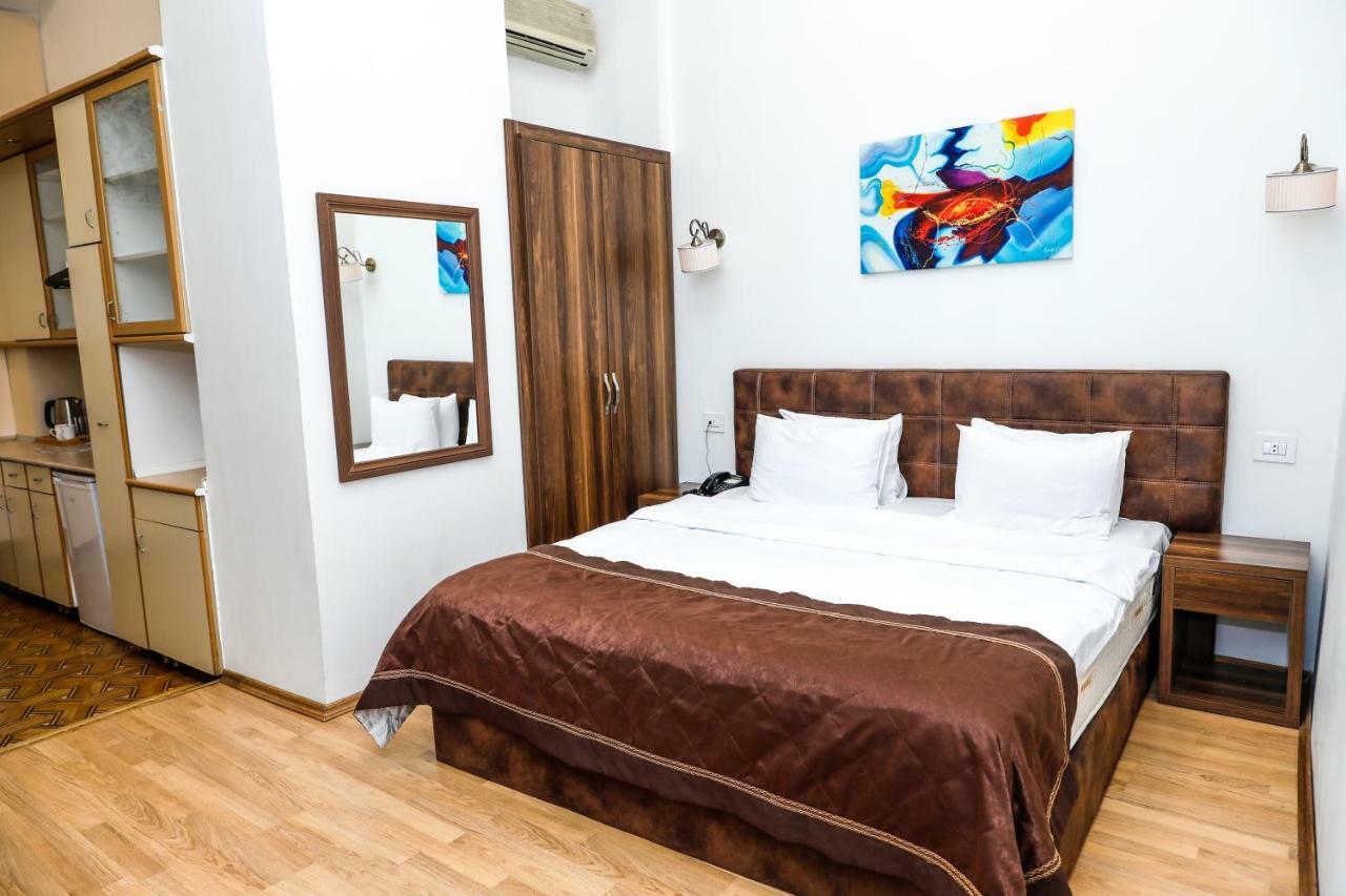 Malakhan hotel Bakoe Buitenkant foto